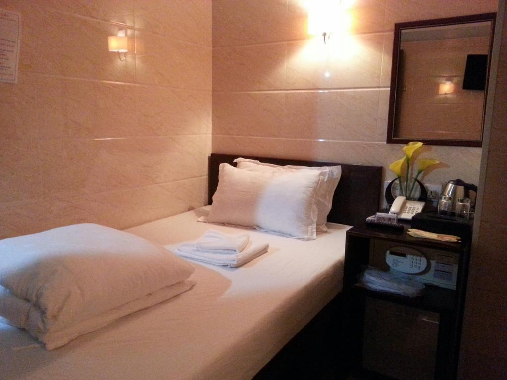 Sun Guest House Hong Kong Exterior photo